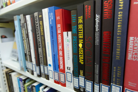 図書館・情報センター