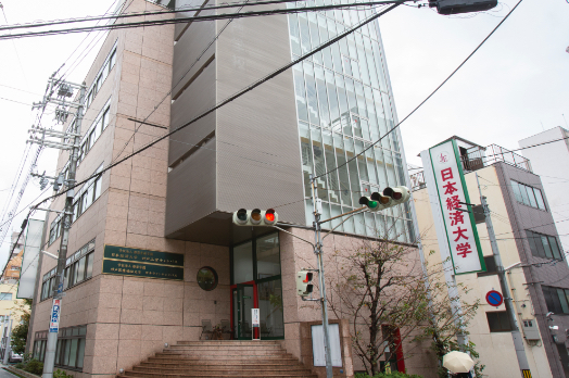 建学の精神